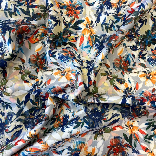 Trikotaažkleidiriie paksem, kirju lillemuster, laius 152cm.