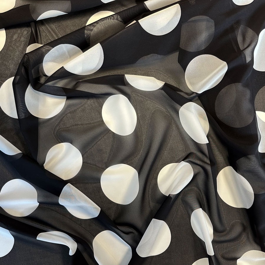 Siid žorsett, mustal suur valge täpp, laius 135cm