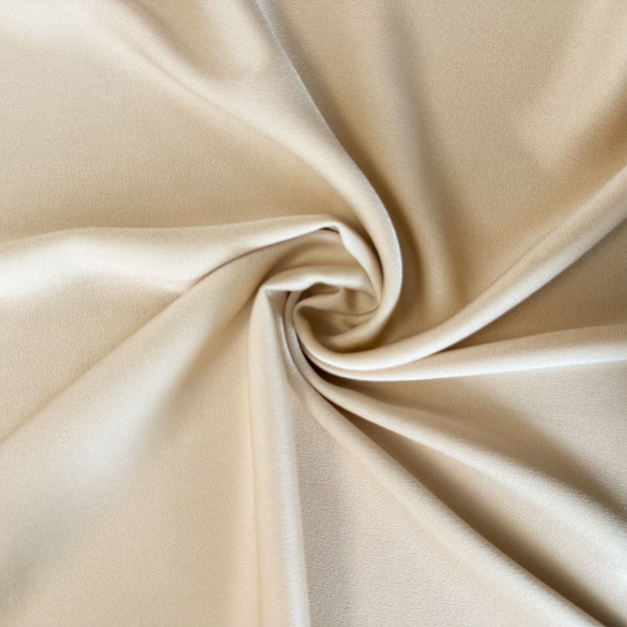 Cady viskoos, helebeež, laius 