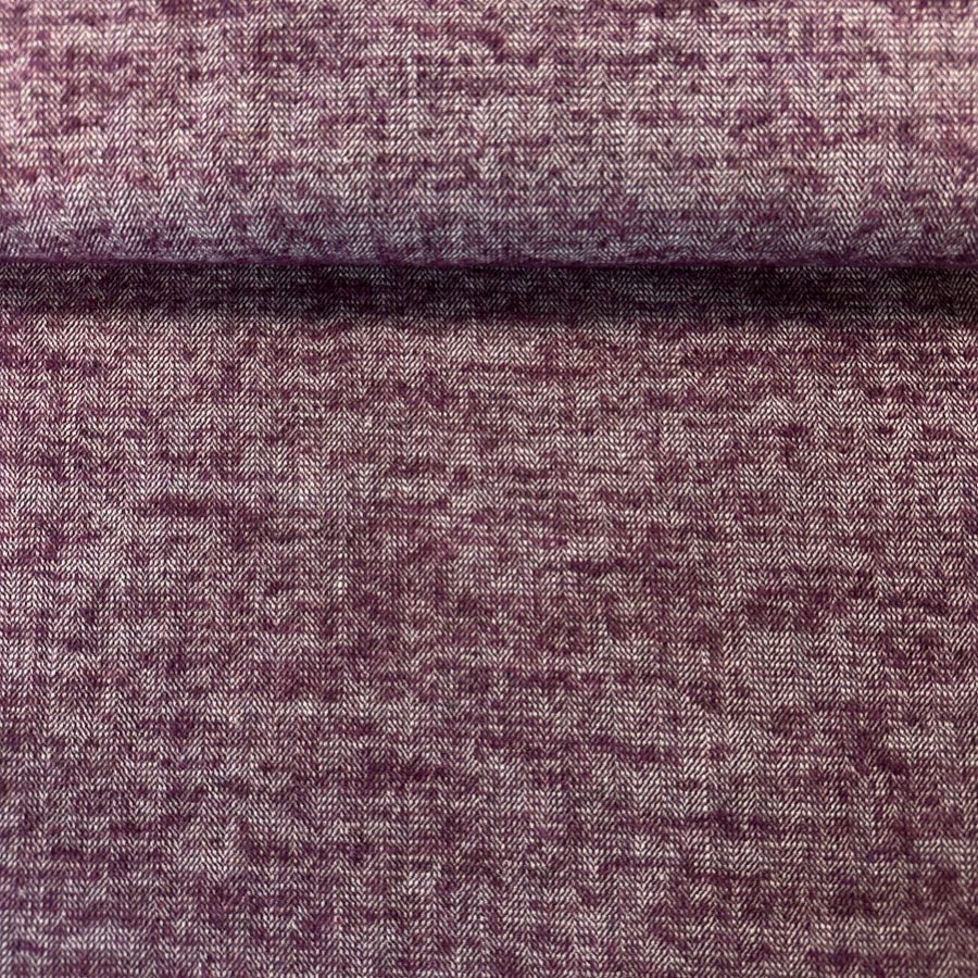 Mantlikangas väike kalasaba, lilla ja valgega, laius 135 cm