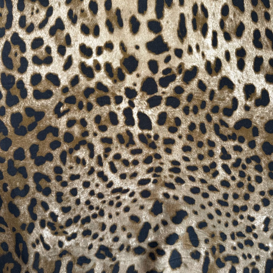 Viskooskrepp villasisaldusega, loomamustriga, laius 140 cm