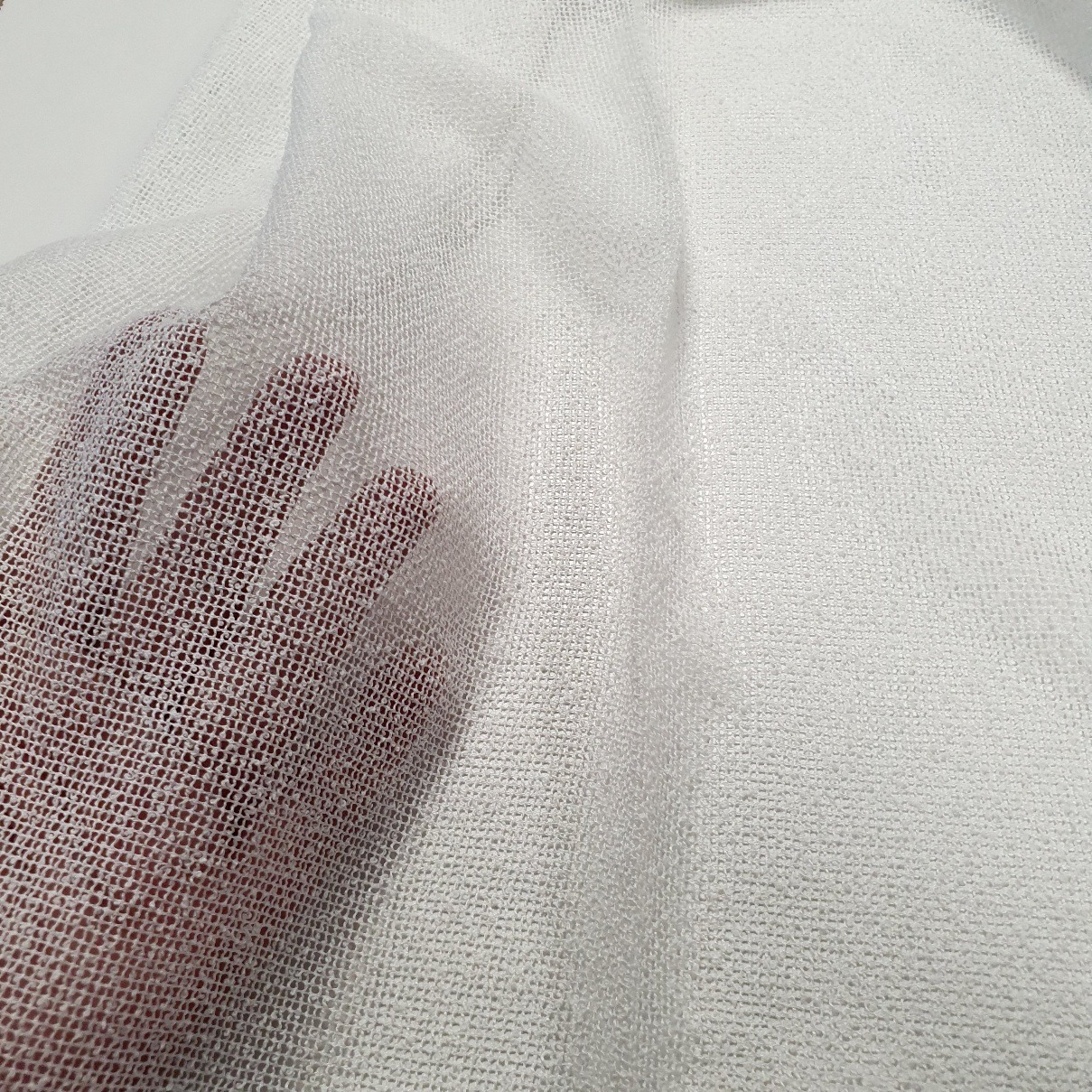 Päevalkardina kangas bukleekoega, naturaalvalge, kõrgus 295cm.