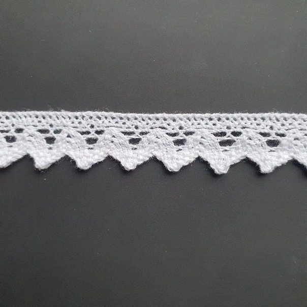 Äärepits valge, laius 1,8 cm