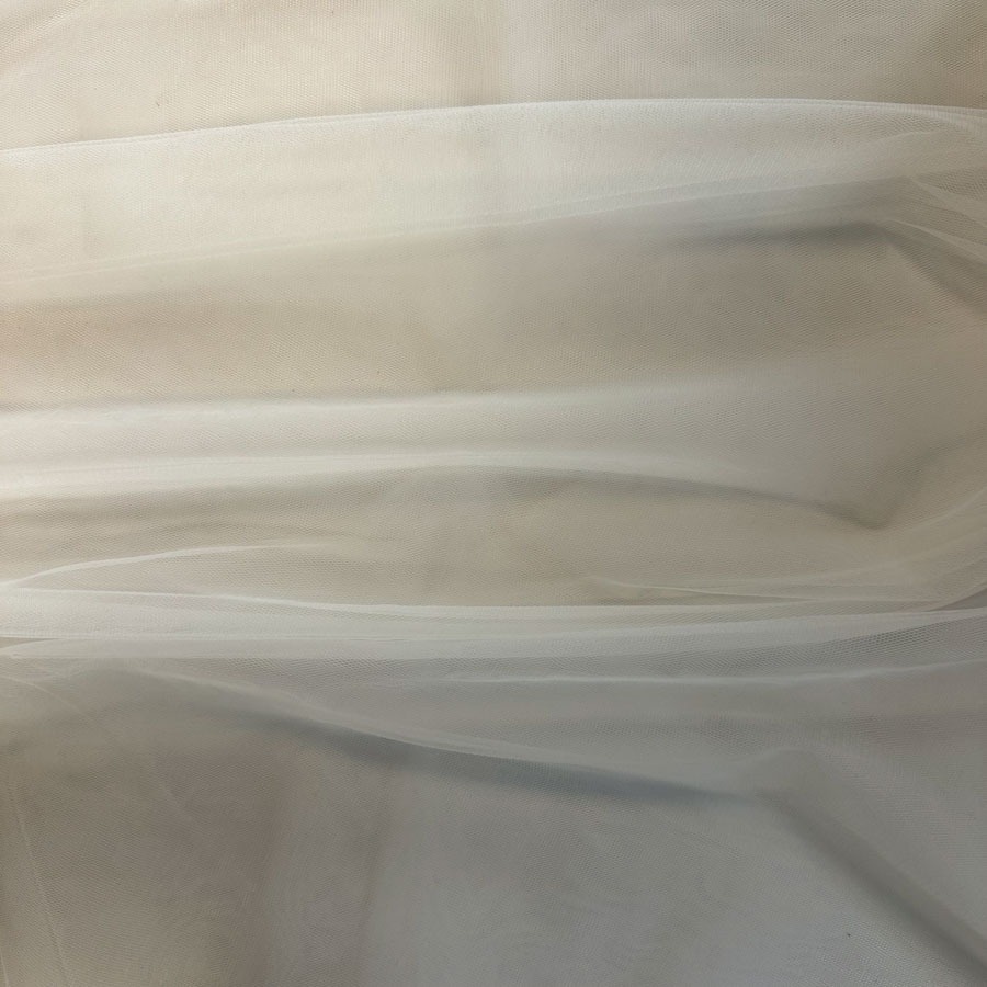 Pehme tüllkangas, kreemikasvalge c.2, laius 125-130 cm