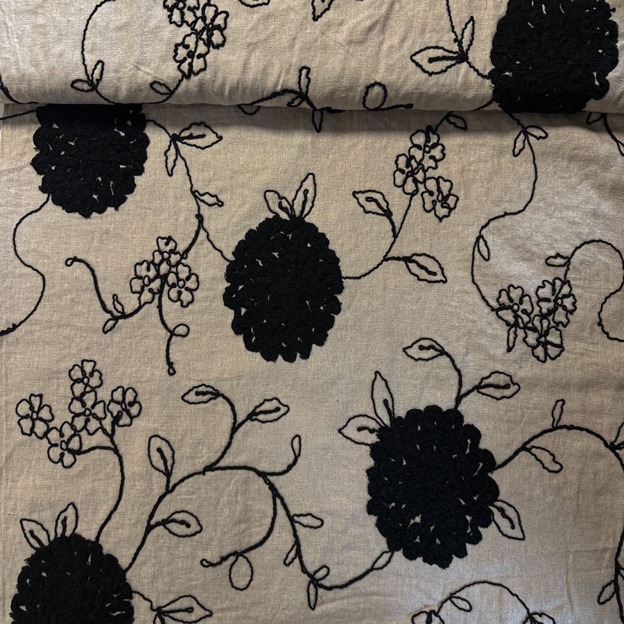 Lina-viskoosisegu kangas tikandiga, linase värvi, laius 134cm