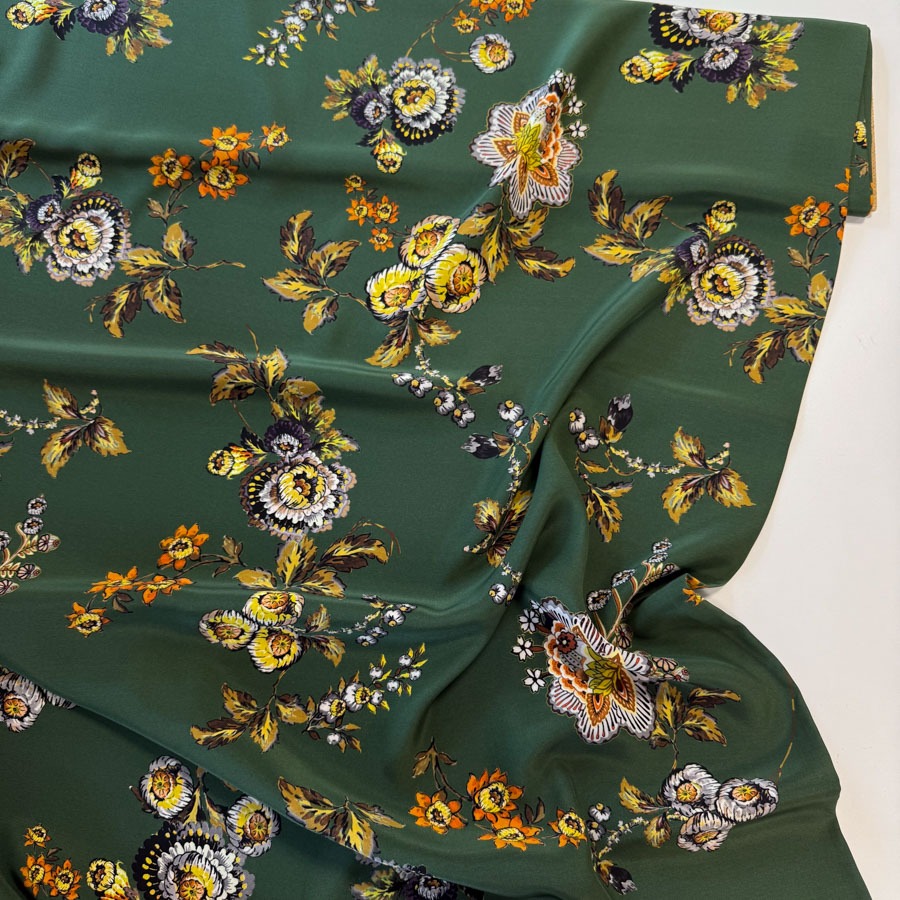 Siid t.rohelisel kollased lilled, ETRO