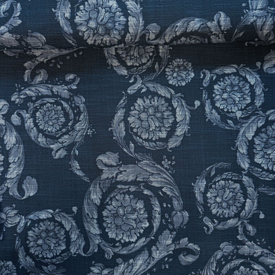 Teksariie stretch, sinisel lilleornament, laius 140 cm