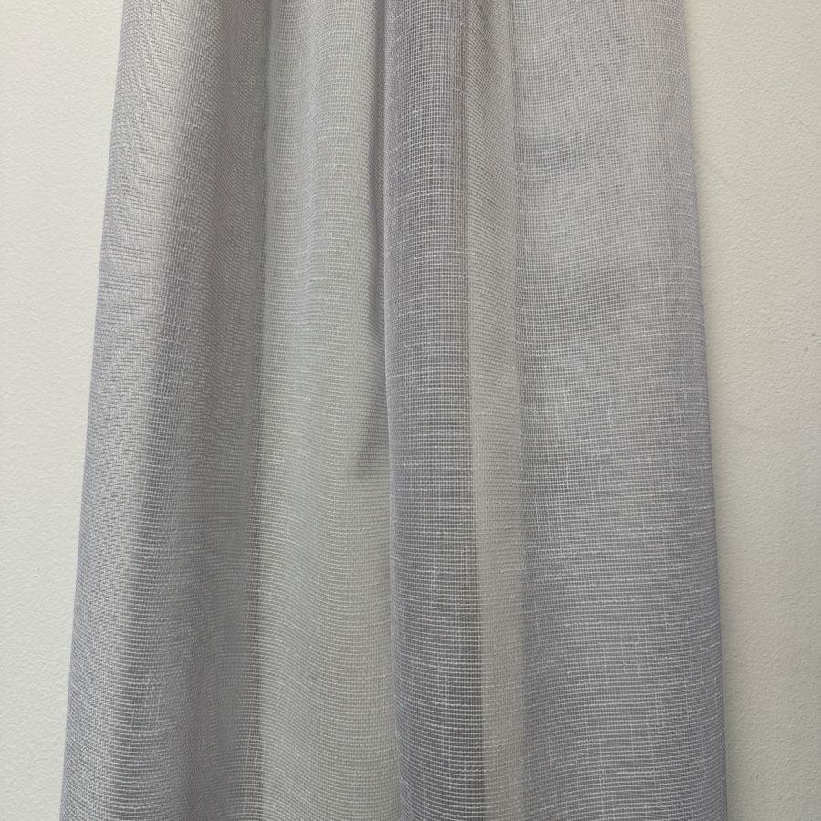 Päevakardina kangas, peen võrkjas kude, helehall, kõrgus 300cm.