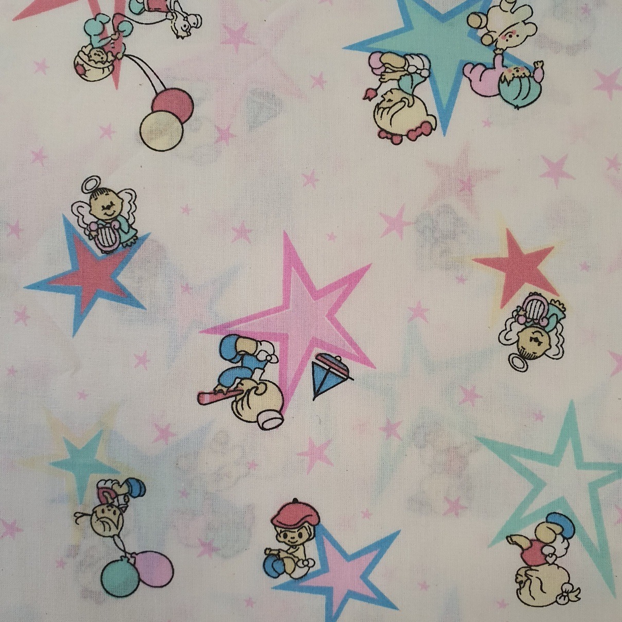 Voodipesukangas, valgel tähekesed ja lapsed, l.240cm, 100% puuvill, Ranforce