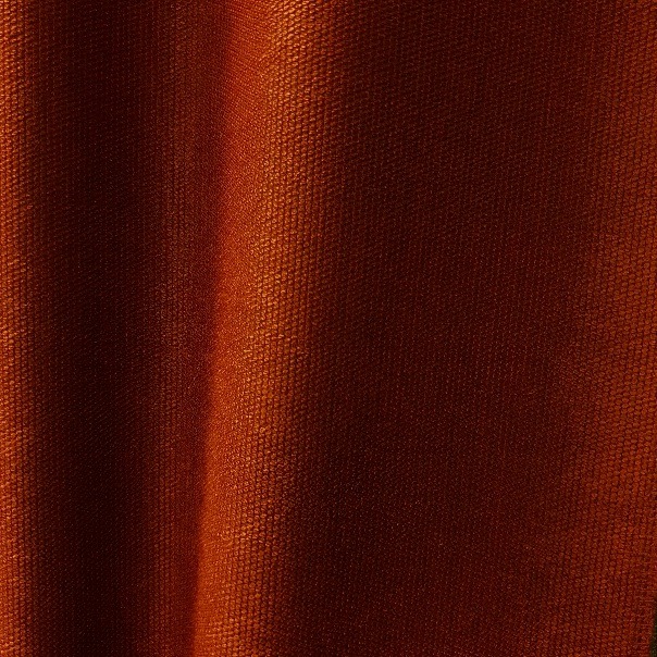 Külgkardinakangas t.punane, sametjas, kärjekoelise struktuuriga, K.Petek, col. 10