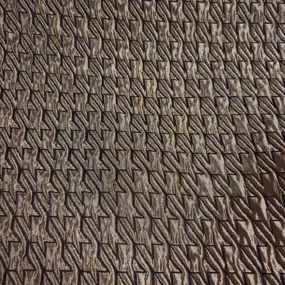 Zakaarkangas villaga, tumeoliiv 