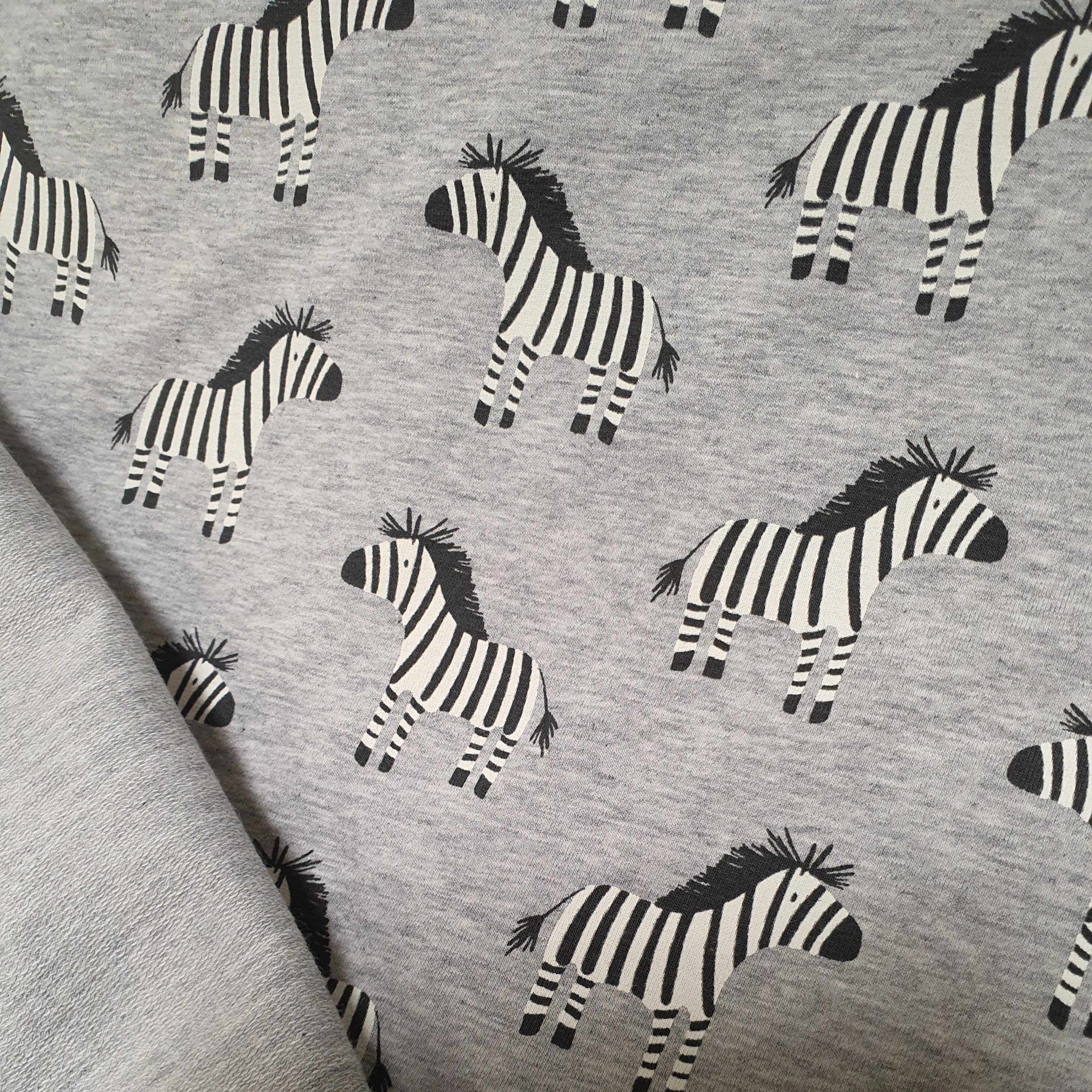 Dressitrkotaaž SEBRAD( ZEBY1G), laius 150cm, 250g/m2, oeko-tex 