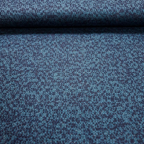 Kostüümiriie tumesinine, säbrulise koega, laius 148cm.